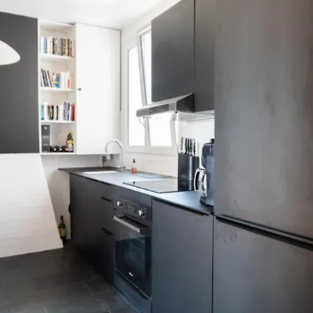 Bright 40M Refurbished Near Paris Апартаменты